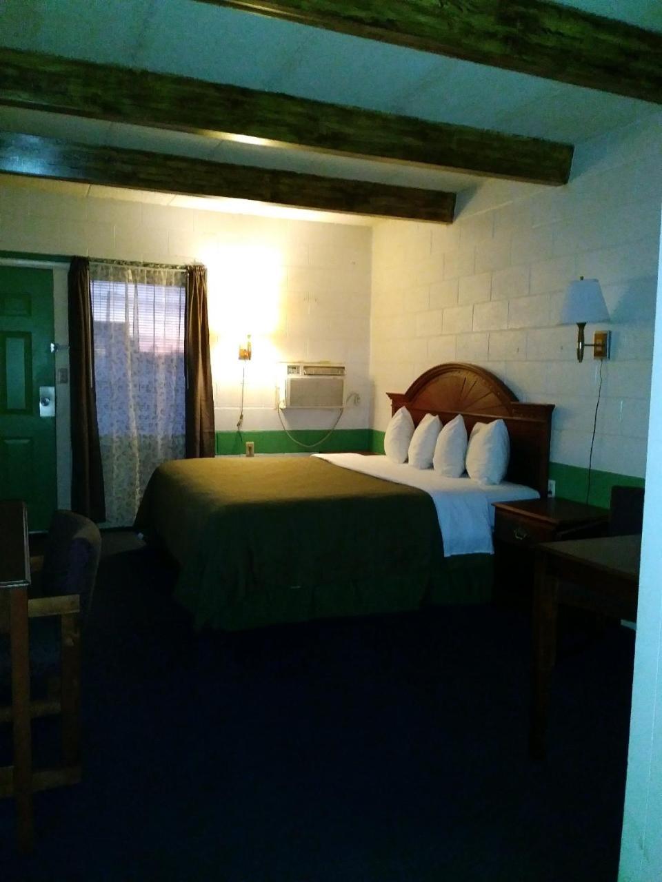 Palamar Motel Pontiac Bagian luar foto