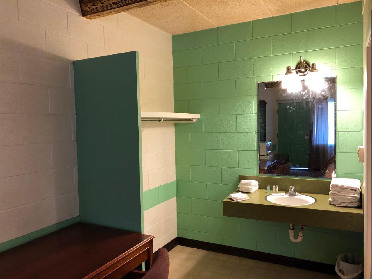 Palamar Motel Pontiac Bagian luar foto